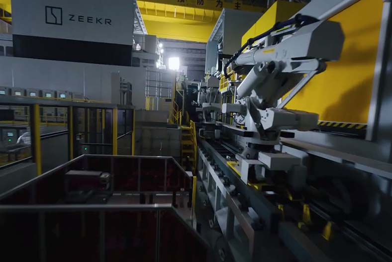 郑州拍摄极氪一体化压铸黑科技艺术广告片